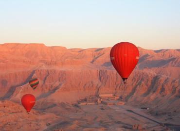 Louxor en montgolfière