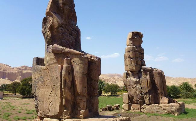Les colosses de Memnon