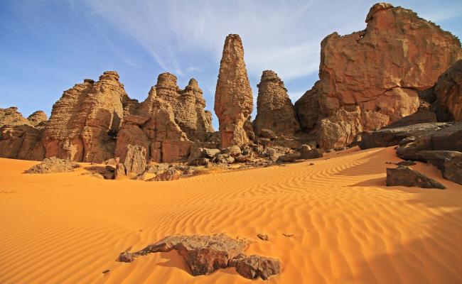 D’Alger au Tassili : Aventure au Cœur du Sahara